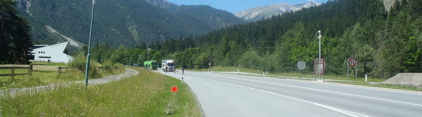 profile-banner-image